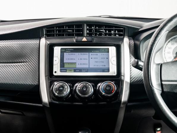 Toyota Corolla XI (E160 E170 E180) с пробегом 2014 года, цена 1 205 000 рублей, 126350 км, универсал, Автокод Объявления