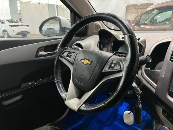 Chevrolet Aveo II с пробегом 2014 года, цена 699 000 рублей, 92165 км, седан, Автокод Объявления