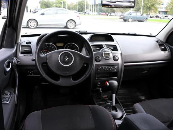 Renault Megane II Рестайлинг с пробегом 2007 года, цена 479 000 рублей, 208521 км, седан, Автокод Объявления