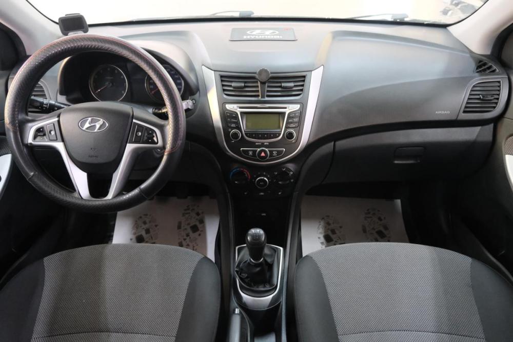 Hyundai Solaris I Омск  - изображение 14
