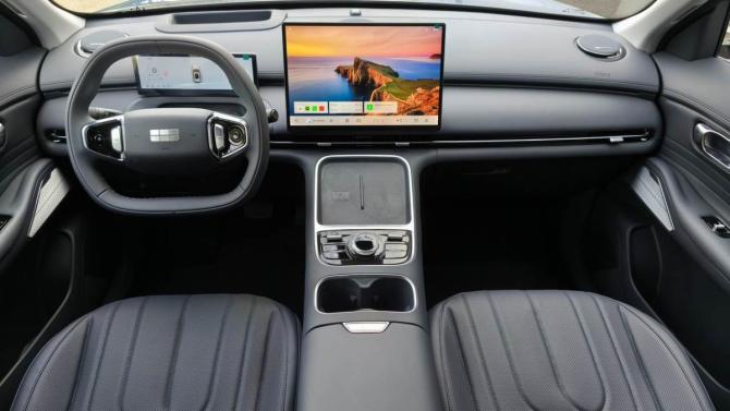 Новый Geely EX5 Гибрид 2026 года, цена 3 829 990 рублей, внедорожник, Автокод Объявления