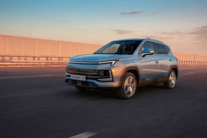 Новый Москвич 3е 2026 года, цена 3 500 000 рублей, внедорожник, Автокод Объявления
