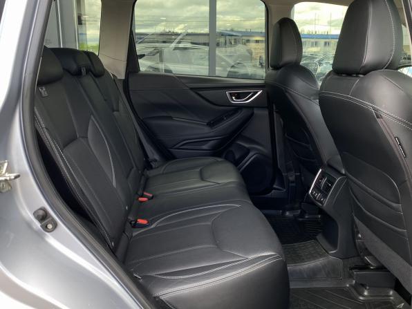 Subaru Forester V с пробегом 2018 года, цена 2 419 000 рублей, 127624 км, внедорожник, Автокод Объявления