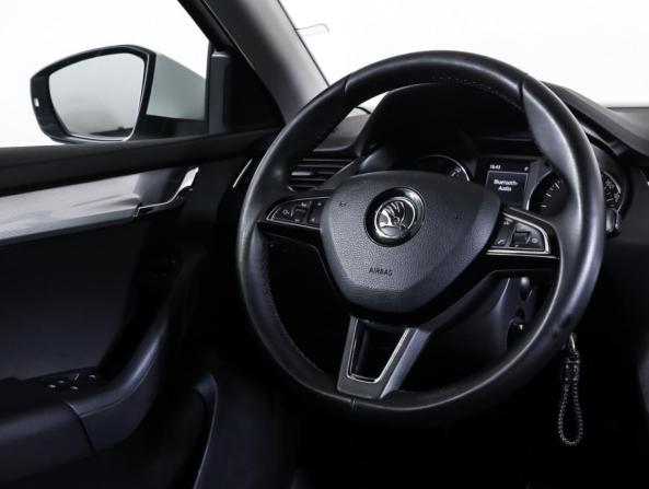 Skoda Octavia III (A7) с пробегом 2015 года, цена 1 165 000 рублей, 278559 км, лифтбек, Автокод Объявления