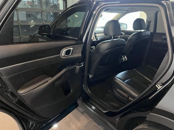 Kia Sorento IV с пробегом 2021 года, цена 3 900 000 рублей, 71500 км, внедорожник, Автокод Объявления
