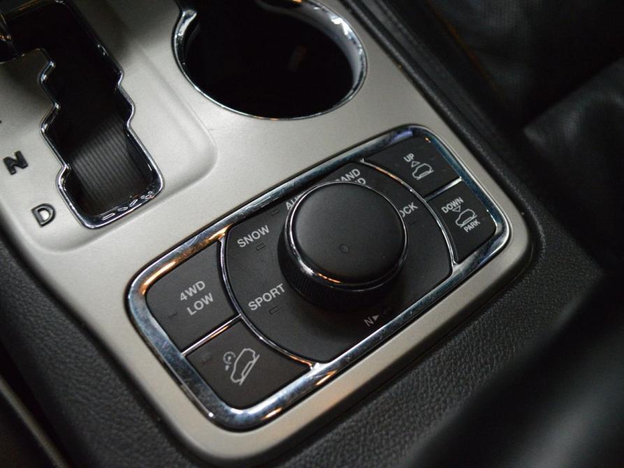 Jeep Grand Cherokee IV (WK2) Санкт-Петербург  - изображение 16