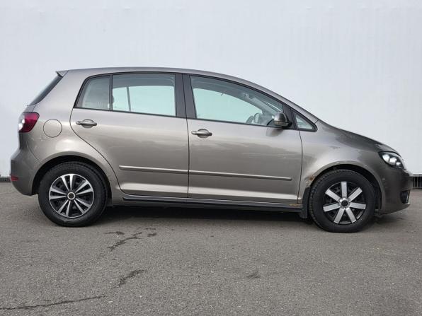 Volkswagen Golf Plus II с пробегом 2012 года, цена 820 000 рублей, 84607 км, хэтчбек, Автокод Объявления