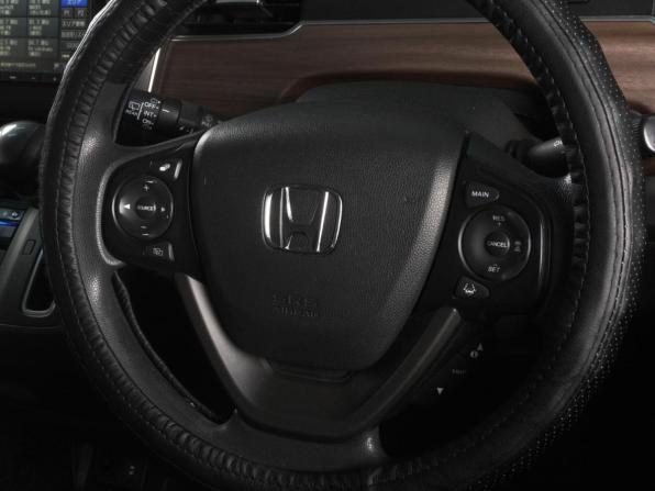 Honda Freed II Рестайлинг с пробегом 2020 года, цена 2 045 000 рублей, 110275 км, компактвэн, Автокод Объявления