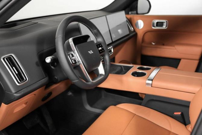 Новый Li Auto (Lixiang) L9 I Рестайлинг 2026 года, цена 12 090 000 рублей, внедорожник, Автокод Объявления