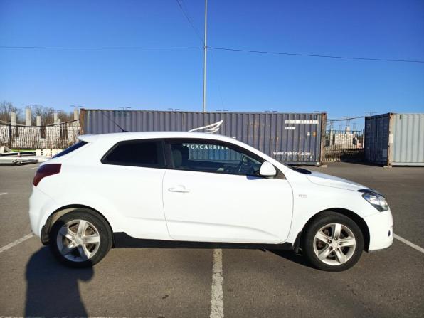 Kia Ceed I с пробегом 2009 года, цена 482 000 рублей, 255000 км, хэтчбек, Автокод Объявления