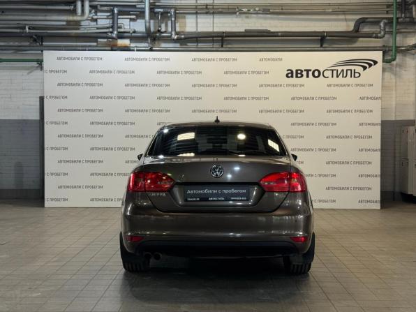 Volkswagen Jetta VI с пробегом 2013 года, цена 799 000 рублей, 238000 км, седан, Автокод Объявления