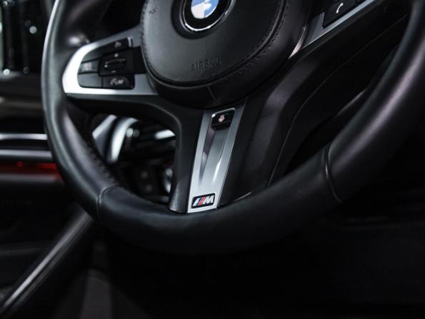 BMW 5 серии VII (G30/G31/G38) с пробегом 2018 года, цена 4 360 465 рублей, 114087 км, седан, Автокод Объявления