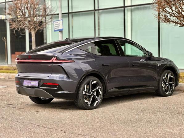 Rising Auto R7 с пробегом 2022 года, цена 3 420 000 рублей, 14500 км, внедорожник, Автокод Объявления