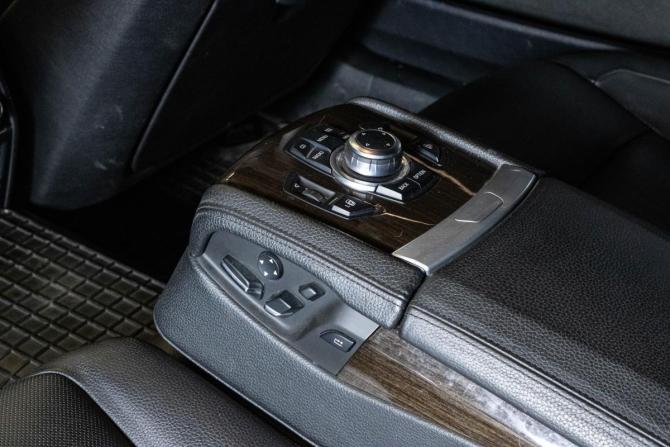 BMW 7 серии V (F01/F02/F04) с пробегом 2011 года, цена 1 569 000 рублей, 209450 км, седан, Автокод Объявления
