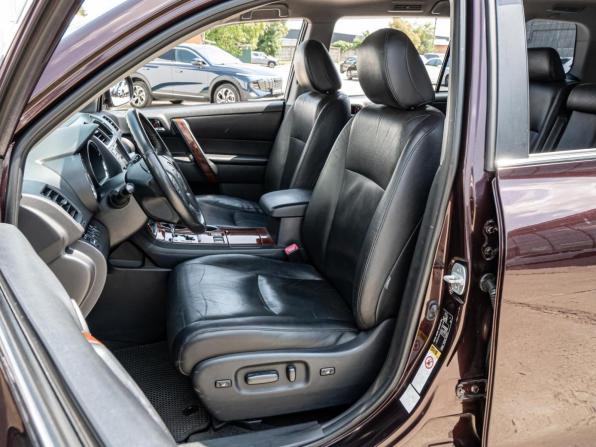 Toyota Highlander II (XU40) с пробегом 2010 года, цена 1 995 000 рублей, 348601 км, внедорожник, Автокод Объявления
