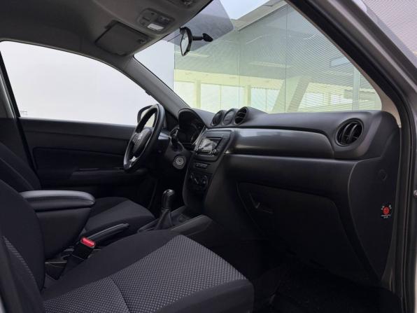 Suzuki Vitara II Рестайлинг с пробегом 2019 года, цена 1 649 000 рублей, 102221 км, внедорожник, Автокод Объявления