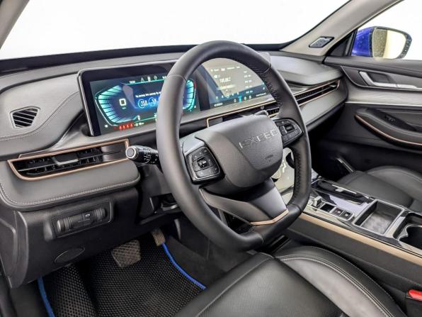 Exeed LX I Рестайлинг с пробегом 2023 года, цена 1 510 000 рублей, 107547 км, внедорожник, Автокод Объявления
