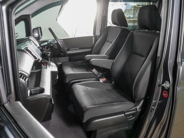 Honda Stepwgn IV Рестайлинг с пробегом 2014 года, цена 2 019 000 рублей, 165010 км, минивэн, Автокод Объявления