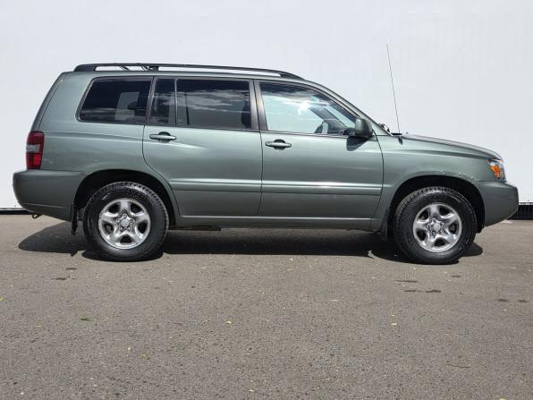 Toyota Highlander I (XU20) Рестайлинг с пробегом 2004 года, цена 1 185 000 рублей, 202160 км, внедорожник, Автокод Объявления