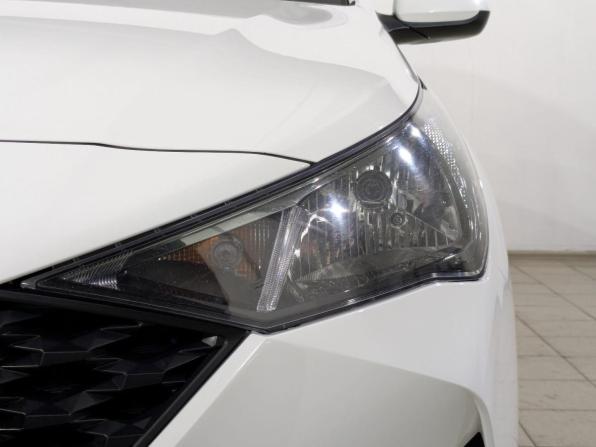 Hyundai Solaris II Рестайлинг с пробегом 2022 года, цена 1 595 000 рублей, 67811 км, седан, Автокод Объявления