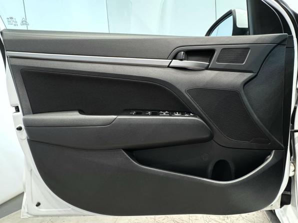 Hyundai Elantra VI (AD) с пробегом 2017 года, цена 1 480 000 рублей, 87318 км, седан, Автокод Объявления