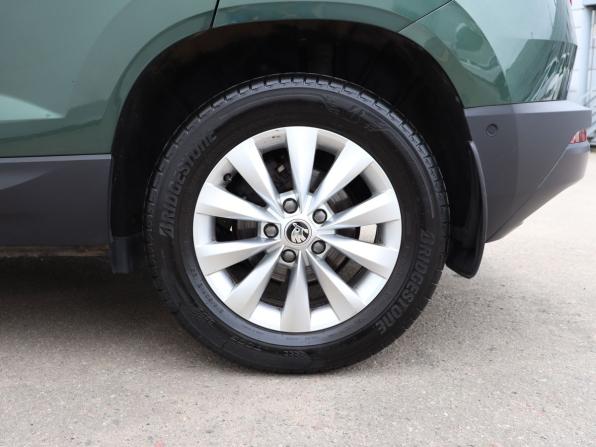 Skoda Karoq I с пробегом 2021 года, цена 2 399 000 рублей, 34717 км, внедорожник, Автокод Объявления