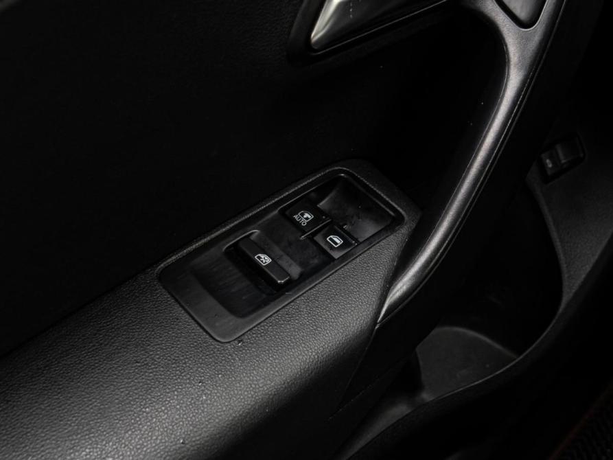 Volkswagen Polo V Рестайлинг Краснодар  - изображение 15