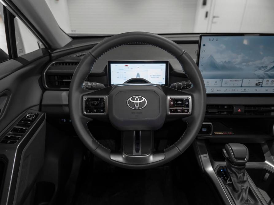 Toyota RAV4 VI (XA60) Москва  - изображение 11