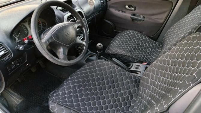 Mitsubishi Carisma I Рестайлинг с пробегом 2003 года, цена 299 900 рублей, 376586 км, хэтчбек, Автокод Объявления
