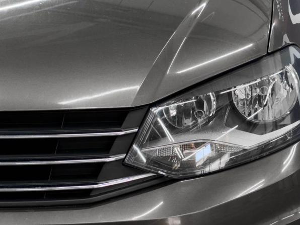 Volkswagen Polo V Рестайлинг с пробегом 2017 года, цена 1 169 900 рублей, 166000 км, седан, Автокод Объявления