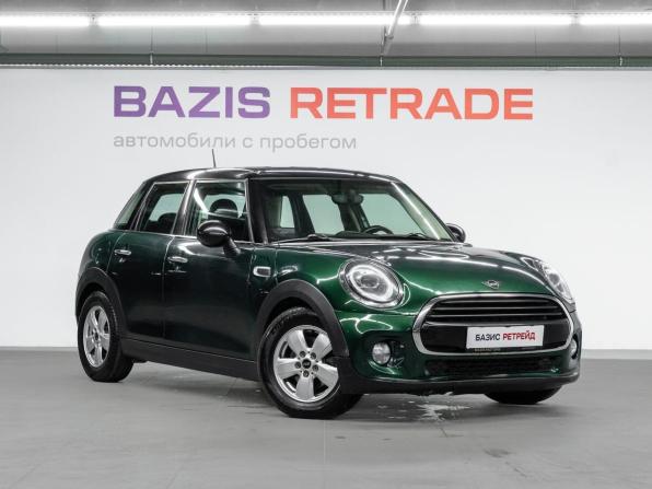 Mini Hatch III (F55/F56) Рестайлинг с пробегом 2018 года, цена 1 499 000 рублей, 131375 км, хэтчбек, Автокод Объявления