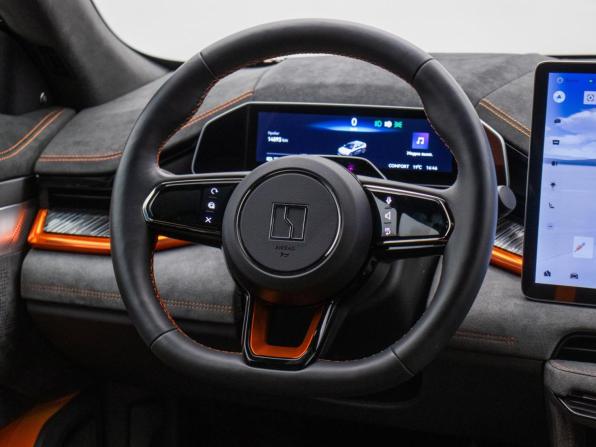 Zeekr 001 I с пробегом 2023 года, цена 5 745 000 рублей, 14555 км, лифтбек, Автокод Объявления