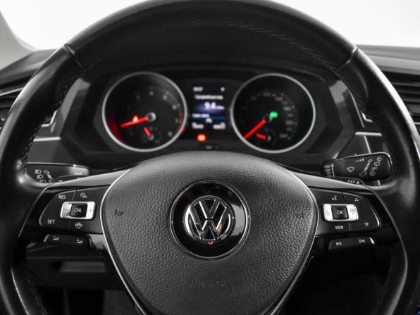 Volkswagen Tiguan II с пробегом 2020 года, цена 2 540 000 рублей, 74305 км, внедорожник, Автокод Объявления