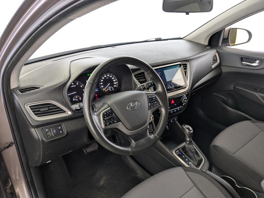 Hyundai Solaris II Москва  - изображение 16