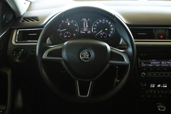 Skoda Rapid I с пробегом 2015 года, цена 1 250 000 рублей, 157500 км, лифтбек, Автокод Объявления