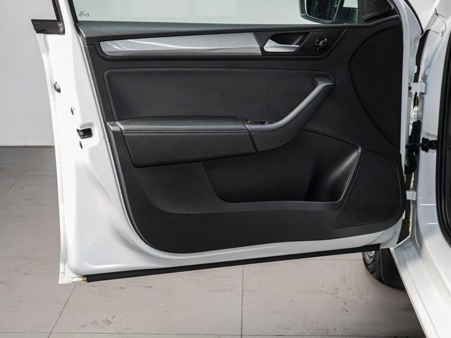 Volkswagen Polo VI Тюмень  - изображение 11