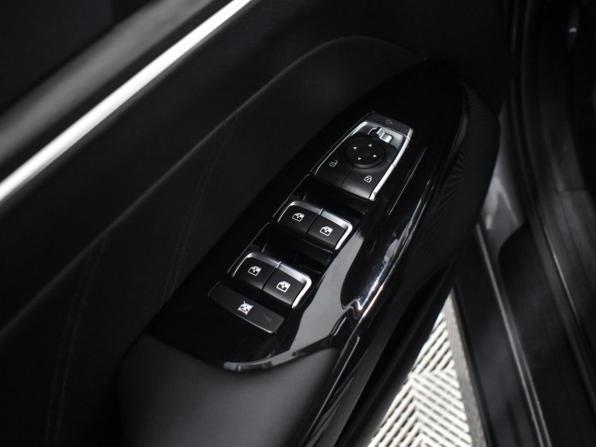 Kia K5 III с пробегом 2024 года, цена 3 049 000 рублей, 44962 км, седан, Автокод Объявления