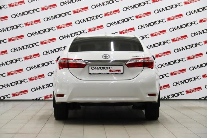 Toyota Corolla XI (E160 E170 E180) Рестайлинг 1 с пробегом 2017 года, цена 1 665 650 рублей, 114700 км, седан, Автокод Объявления