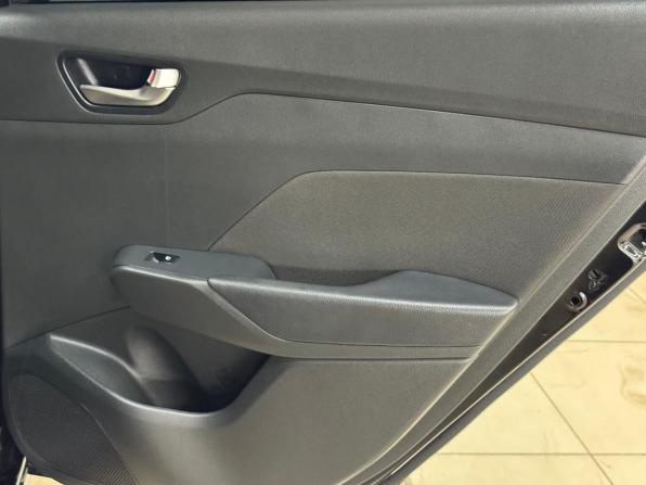 Hyundai Solaris II Рестайлинг с пробегом 2022 года, цена 1 561 000 рублей, 73581 км, седан, Автокод Объявления