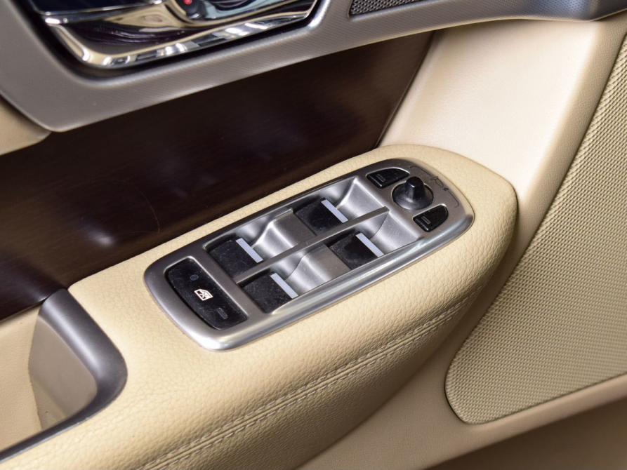 Jaguar XF I Рестайлинг Кемерово  - изображение 23