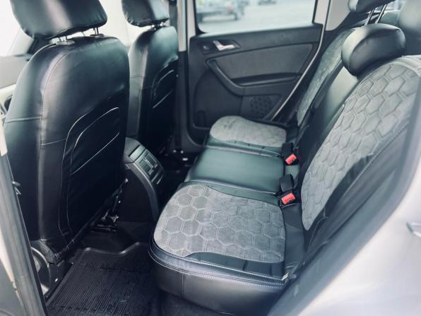 Skoda Yeti I с пробегом 2012 года, цена 1 030 000 рублей, 117000 км, внедорожник, Автокод Объявления
