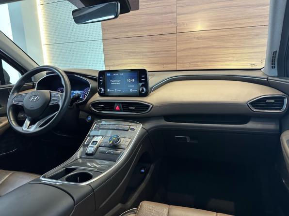 Hyundai Santa Fe IV Рестайлинг с пробегом 2021 года, цена 3 399 900 рублей, 111147 км, внедорожник, Автокод Объявления