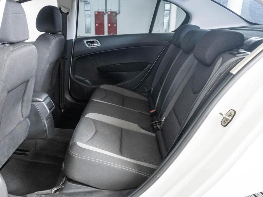 Peugeot 408 I Ставрополь  - изображение 9