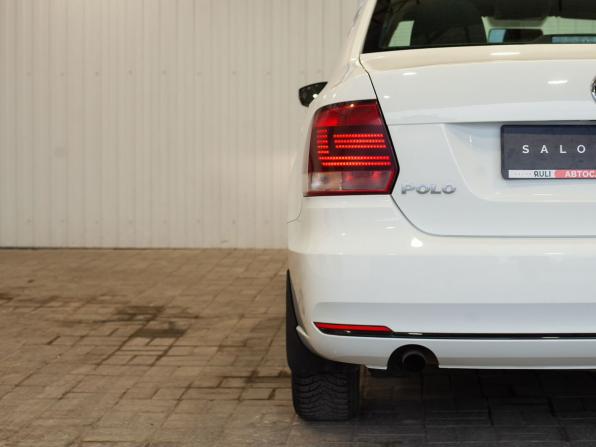 Volkswagen Polo V Рестайлинг с пробегом 2019 года, цена 1 430 000 рублей, 77979 км, седан, Автокод Объявления