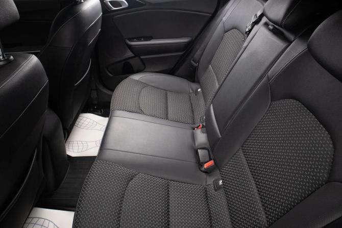 Kia XCeed I с пробегом 2020 года, цена 2 399 000 рублей, 34302 км, хэтчбек, Автокод Объявления