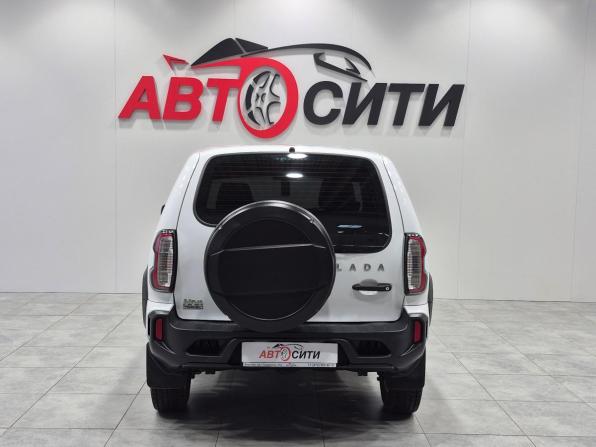 Lada (ВАЗ) Niva Travel I с пробегом 2024 года, цена 1 257 000 рублей, 5000 км, внедорожник, Автокод Объявления