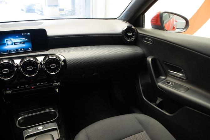Mercedes-Benz A-Класс IV (W177) с пробегом 2019 года, цена 2 049 000 рублей, 98700 км, хэтчбек, Автокод Объявления