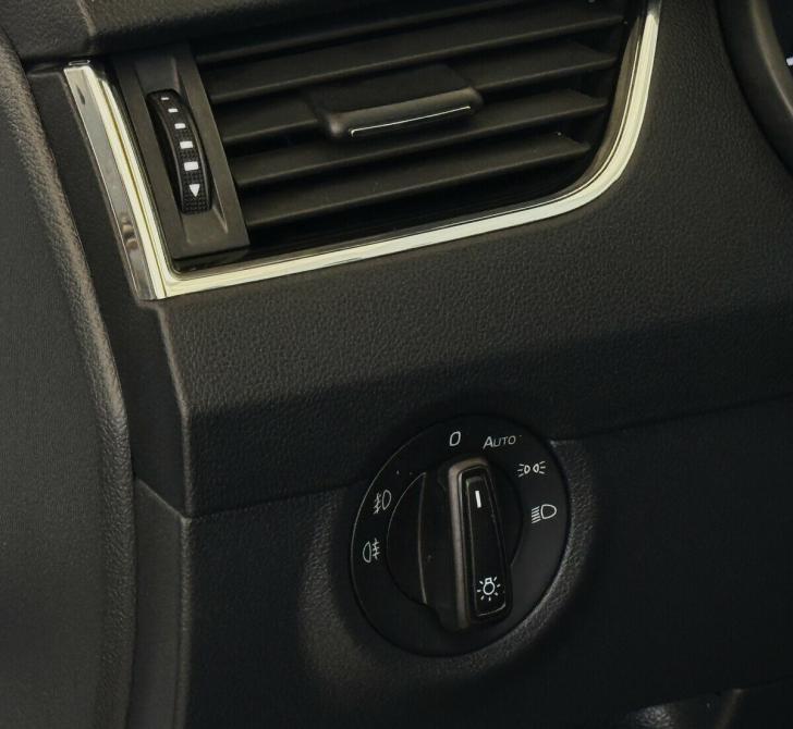 Skoda Octavia III (A7) Рестайлинг Москва  - изображение 9
