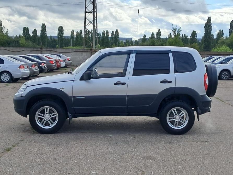 Chevrolet Niva I Рестайлинг Набережные Челны  - изображение 10