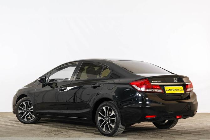 Honda Civic VIII с пробегом 2013 года, цена 1 229 000 рублей, 230000 км, седан, Автокод Объявления